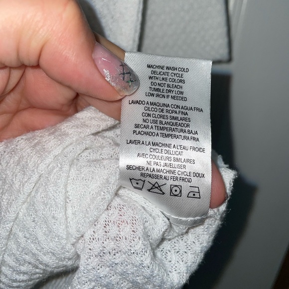 EUC Ez by Nina Leonard White Waffle Top - Picture 7 of 7